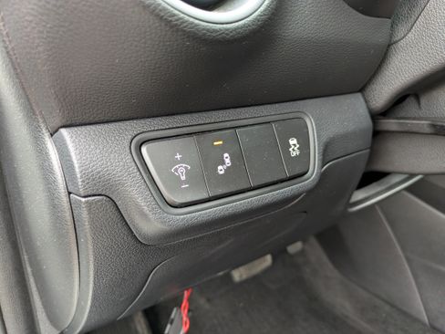 Used 2023 Kia Forte LXS w/ LXS Technology Package image 19