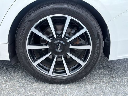 Used 2020 Lincoln Continental Reserve AWD/4WD image 10