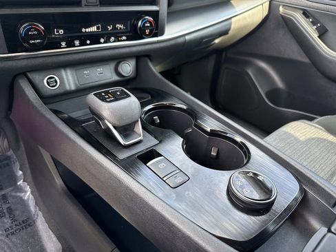 Certified 2023 Nissan Rogue SV image 27