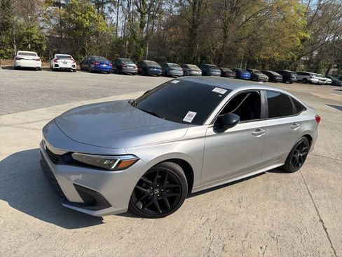 Used 2023 Honda Civic Sport image 4