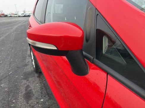 Used 2018 Ford EcoSport SE image 3
