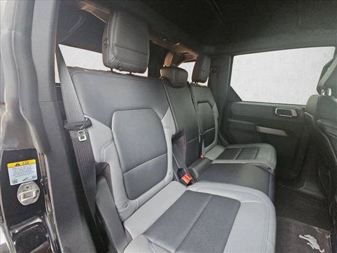 Used 2022 Ford Bronco Black Diamond AWD/4WD image 13