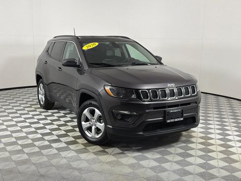 Used 2020 Jeep Compass Latitude w/ Popular Equipment Group FWD image 2