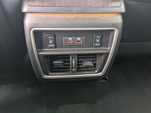 Used 2019 Nissan Murano Platinum image 25