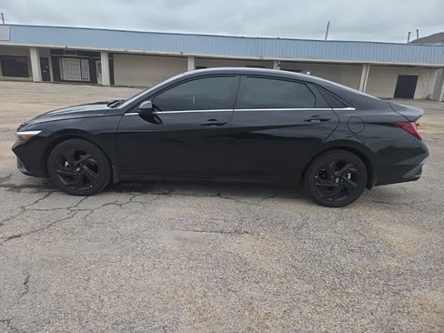 Used 2026 Hyundai Elantra SEL Sport Premium FWD image 4