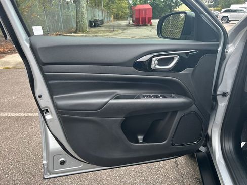 New 2026 Jeep Compass Latitude w/ Quick Order Package 29K image 11