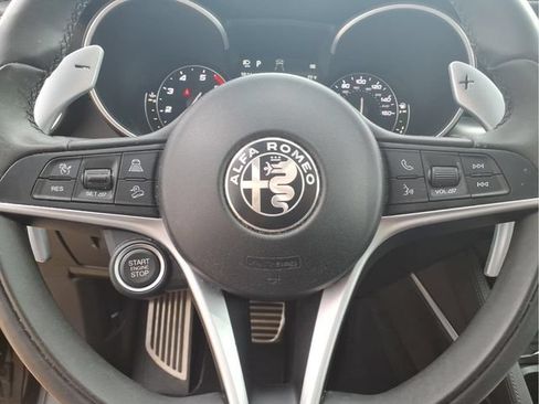 Used 2019 Alfa Romeo Stelvio Ti Sport w/ Quick Order Package 22S Sport AWD/4WD image 14