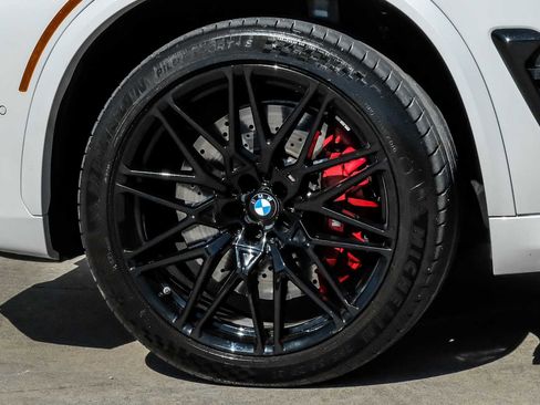 Used 2025 BMW X5 M Competition w/ Executive Package image 59