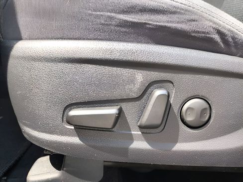 Used 2021 Hyundai Santa Fe SEL w/ Convenience Package image 12