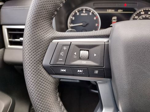 New 2026 Mitsubishi Outlander LE AWD/4WD image 27
