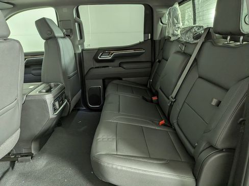 New 2026 GMC Sierra 1500 Elevation w/ Elevation Premium Package AWD/4WD image 32