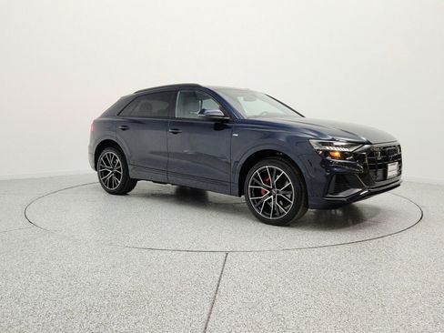 Used 2023 Audi Q8 Premium Plus w/ Premium Plus Package AWD/4WD image 3