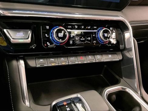 Used 2023 GMC Sierra 1500 Denali Ultimate image 29