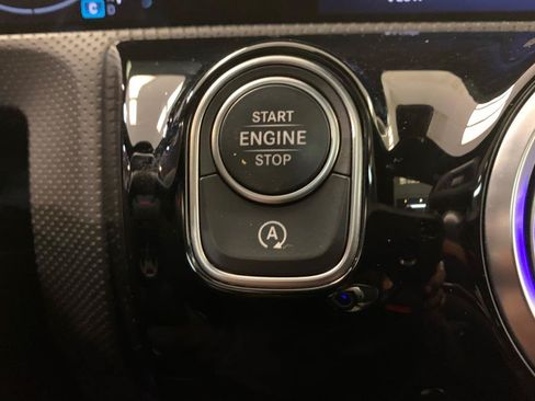 Used 2024 Mercedes-Benz CLA 250 4MATIC image 27