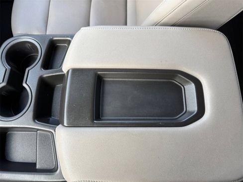 Used 2025 GMC Sierra 1500 SLT image 25