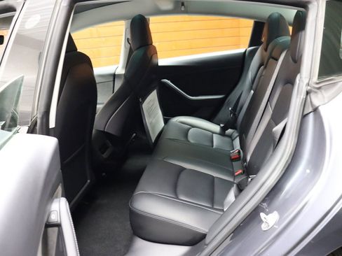 Used 2022 Tesla Model 3 Long Range image 37