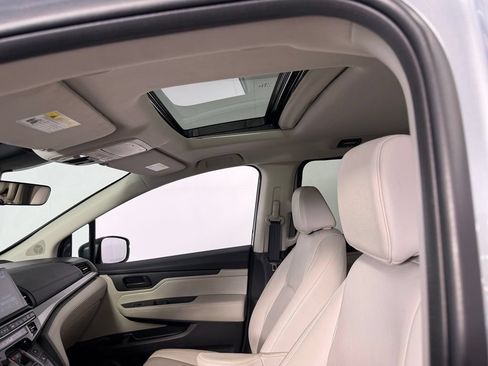 Used 2025 Honda Odyssey EX-L image 21