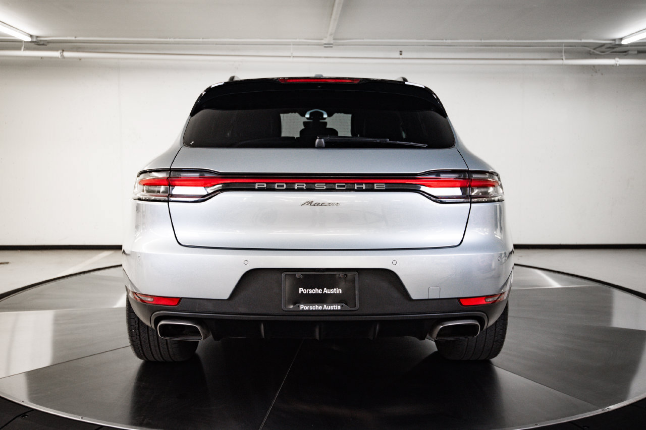 Certified 2021 Porsche Macan AWD/4WD image 6
