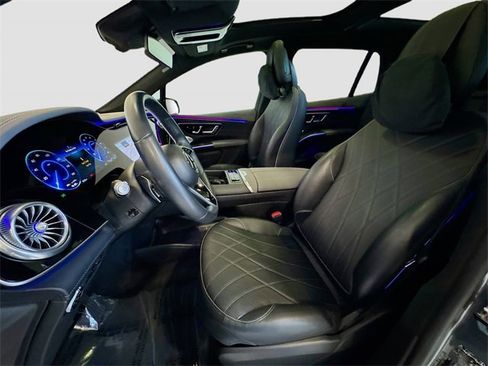 Certified 2023 Mercedes-Benz EQS 580 4MATIC SUV image 22