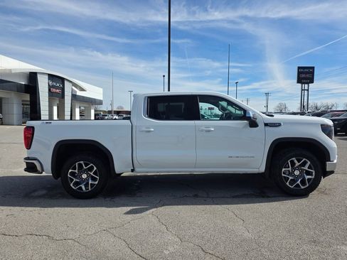 New 2026 GMC Sierra 1500 SLE w/ X31 Off-Road Package image 9
