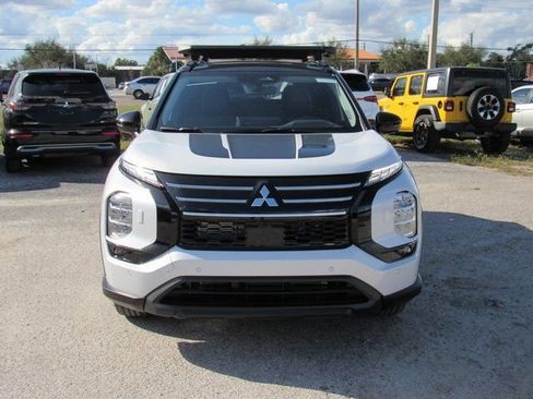New 2026 Mitsubishi Outlander AWD image 6