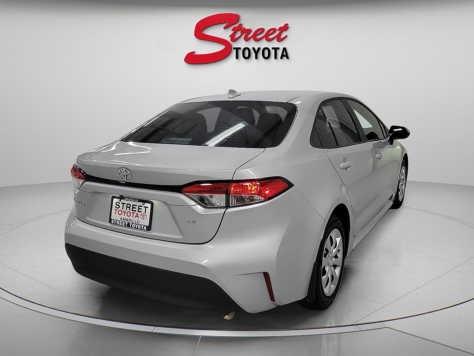 Certified 2026 Toyota Corolla LE FWD image 4