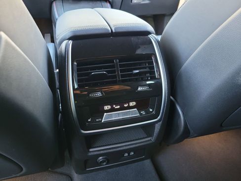 Used 2025 BMW X5 xDrive40i image 17