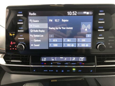 Used 2023 Toyota Sienna XSE w/ XSE Plus Package AWD/4WD image 21