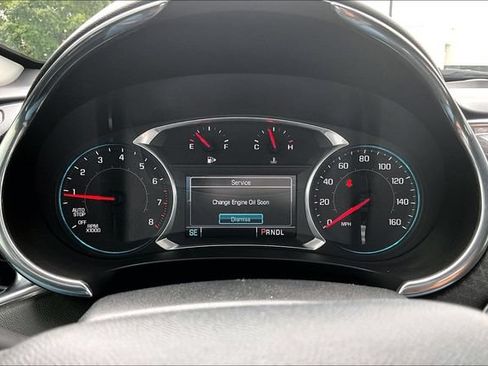 Used 2018 Chevrolet Malibu LT FWD image 13