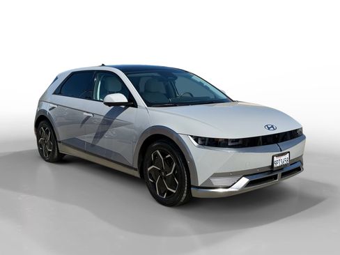 Certified 2024 Hyundai Ioniq 5 Limited RWD image 7
