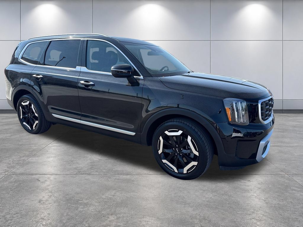 Used 2025 Kia Telluride S AWD/4WD image 7