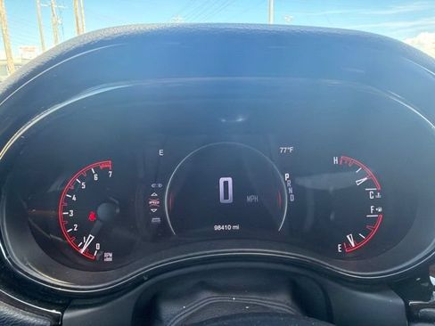 Used 2021 Dodge Durango SXT w/ 3rd Row Seating Group AWD/4WD image 9