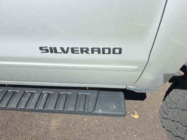 Used 2018 Chevrolet Silverado 1500 LT w/ All Star Edition AWD/4WD image 6