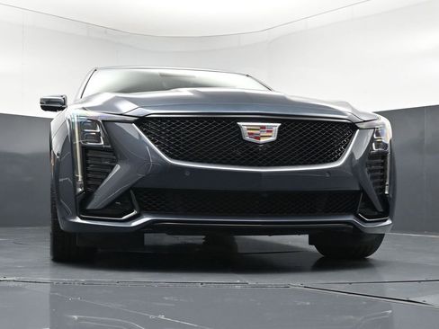 Used 2025 Cadillac CT5 V RWD image 19