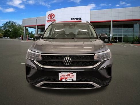 Used 2022 Volkswagen Taos S image 6