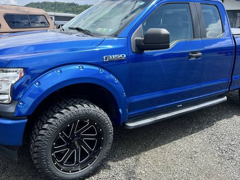 Used 2017 Ford F150 XL w/ Equipment Group 101A Mid AWD/4WD image 5
