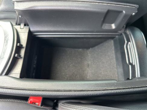 Used 2019 Mercedes-Benz C 300 Sedan image 29