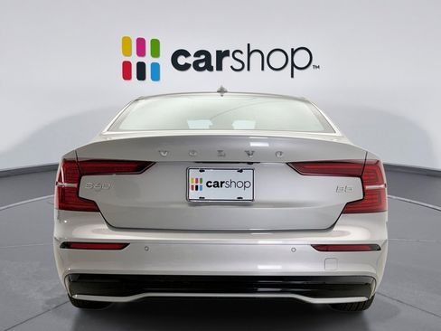 Used 2024 Volvo S60 B5 Plus FWD image 4