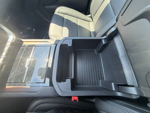 Used 2026 GMC Yukon XL Denali w/ Sun & Power Step Package AWD/4WD image 15