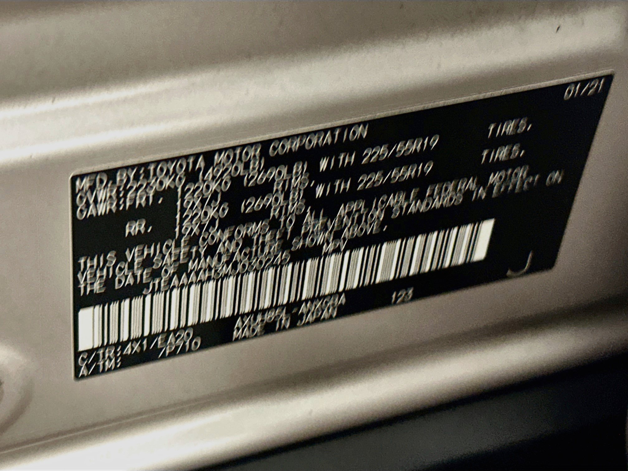 Used 2021 Toyota Venza XLE w/ Softex Package AWD/4WD image 12