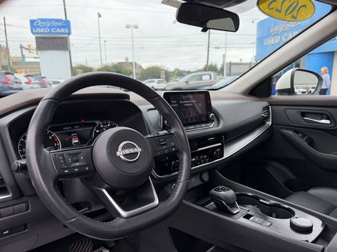 Used 2023 Nissan Rogue SV w/ SV Premium Package AWD/4WD image 7