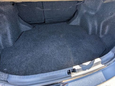 Used 2018 Toyota Corolla SE FWD image 10
