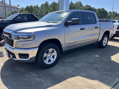 New 2025 RAM 1500 Tradesman image 3