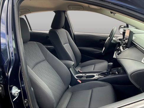 Used 2024 Toyota Corolla LE FWD image 9