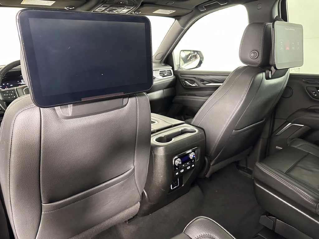 Used 2022 GMC Yukon Denali w/ Denali Ultimate Package AWD/4WD image 29