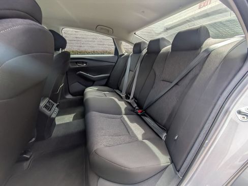 Used 2025 Honda Accord LX image 27