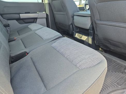 Used 2024 Ford F250 XLT w/ FX4 Off-Road Package AWD/4WD image 11