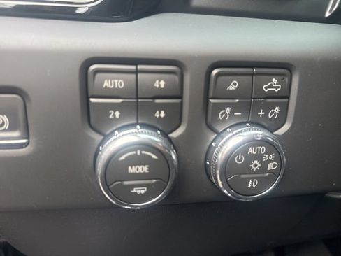 New 2026 GMC Sierra 1500 AT4 w/ AT4 Premium Package AWD/4WD image 17