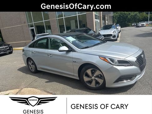 Used 2017 Hyundai Sonata Limited w/ Ultimate Package 02 FWD image 1