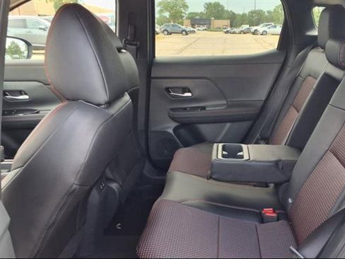 New 2025 Nissan Kicks SR w/ Illumination Package image 38